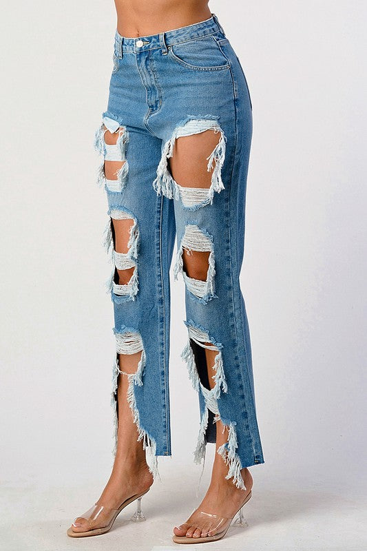 MID RISE EXTRA DISTRESSED BOYFRIEND JEAN