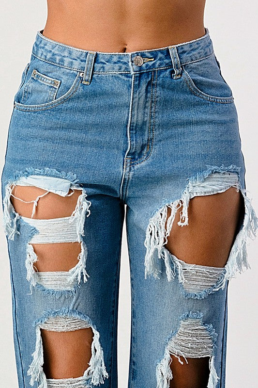 MID RISE EXTRA DISTRESSED BOYFRIEND JEAN