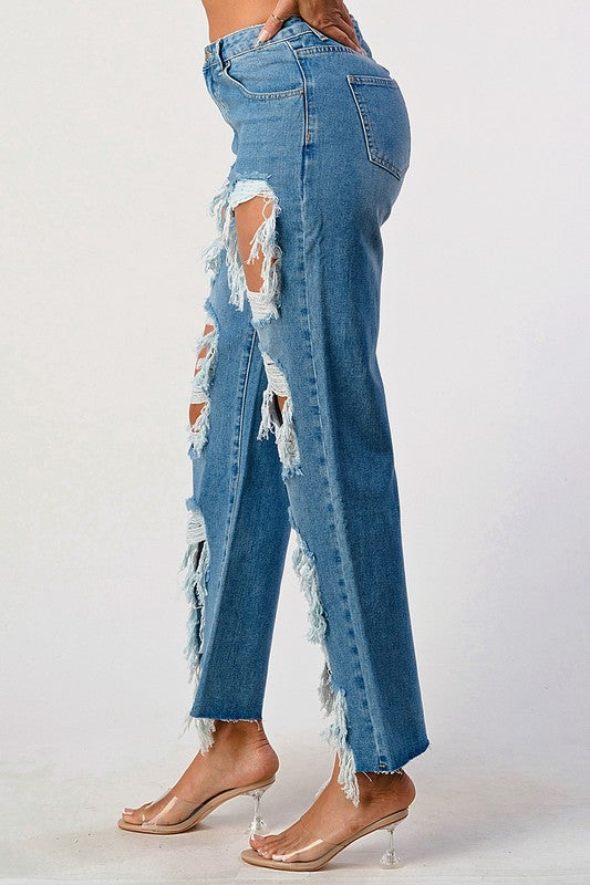 MID RISE EXTRA DISTRESSED BOYFRIEND JEAN