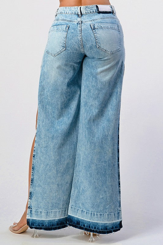 DISTRESSED ACID WASHED SIDE OPEN WIDE LEG JEAN