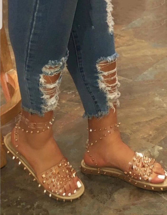 Fashion Rivets Open Toe Flat Sandals