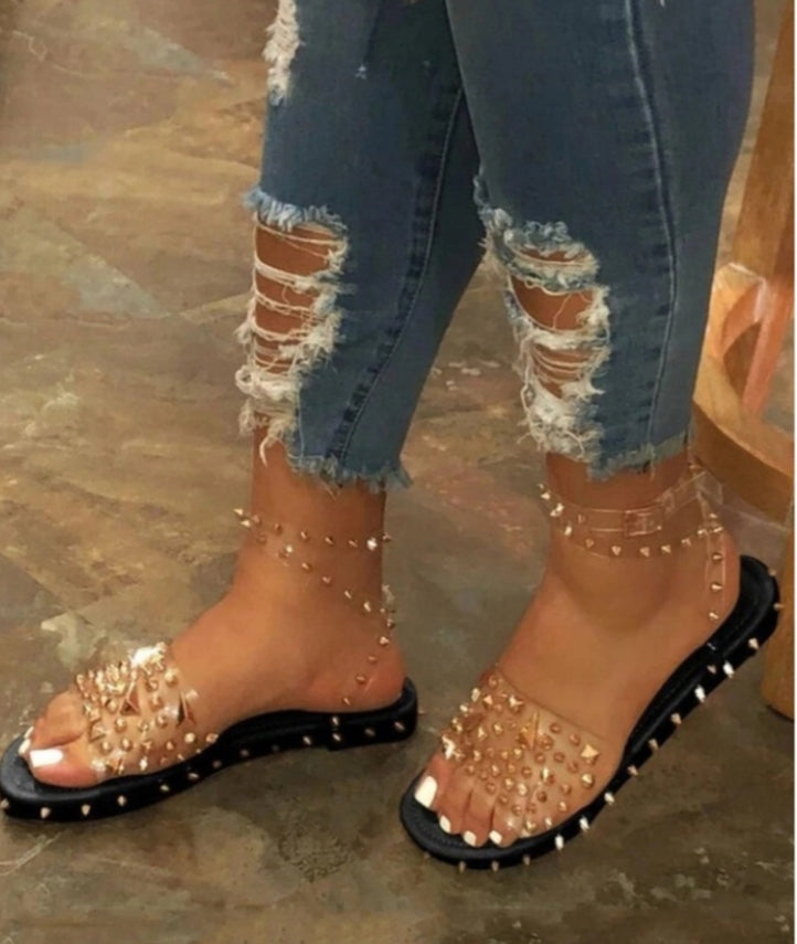 Fashion Rivets Open Toe Flat Sandals